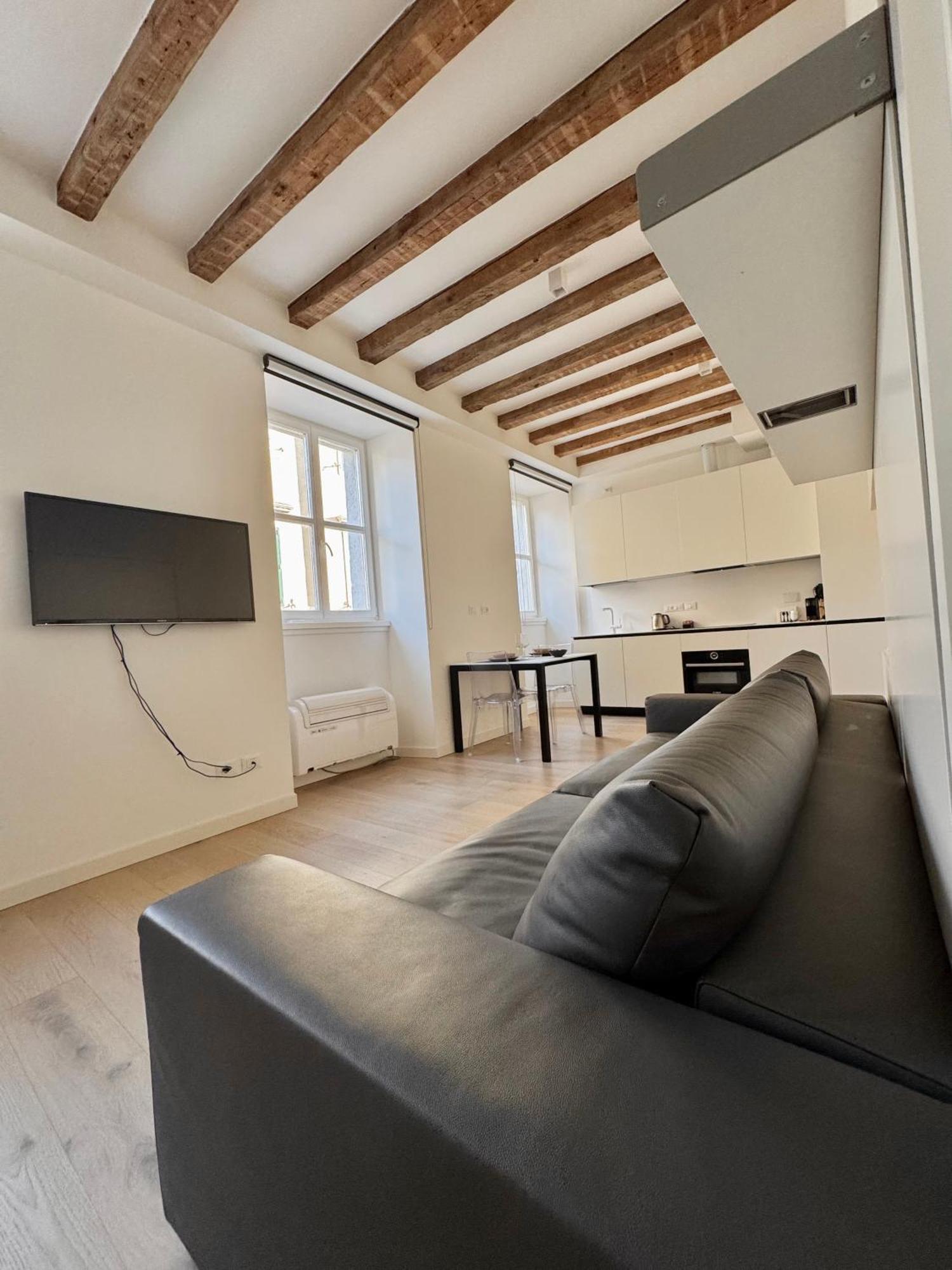 Apartamento Gold'S House Trieste Exterior foto
